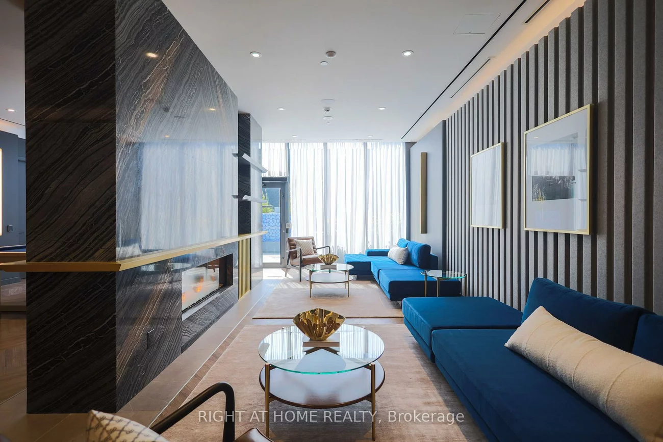 500, Dupont, Annex, Toronto