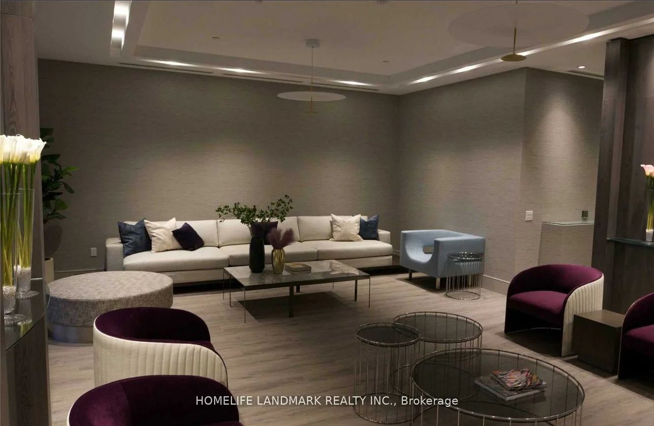 75, Canterbury, Willowdale West, Toronto