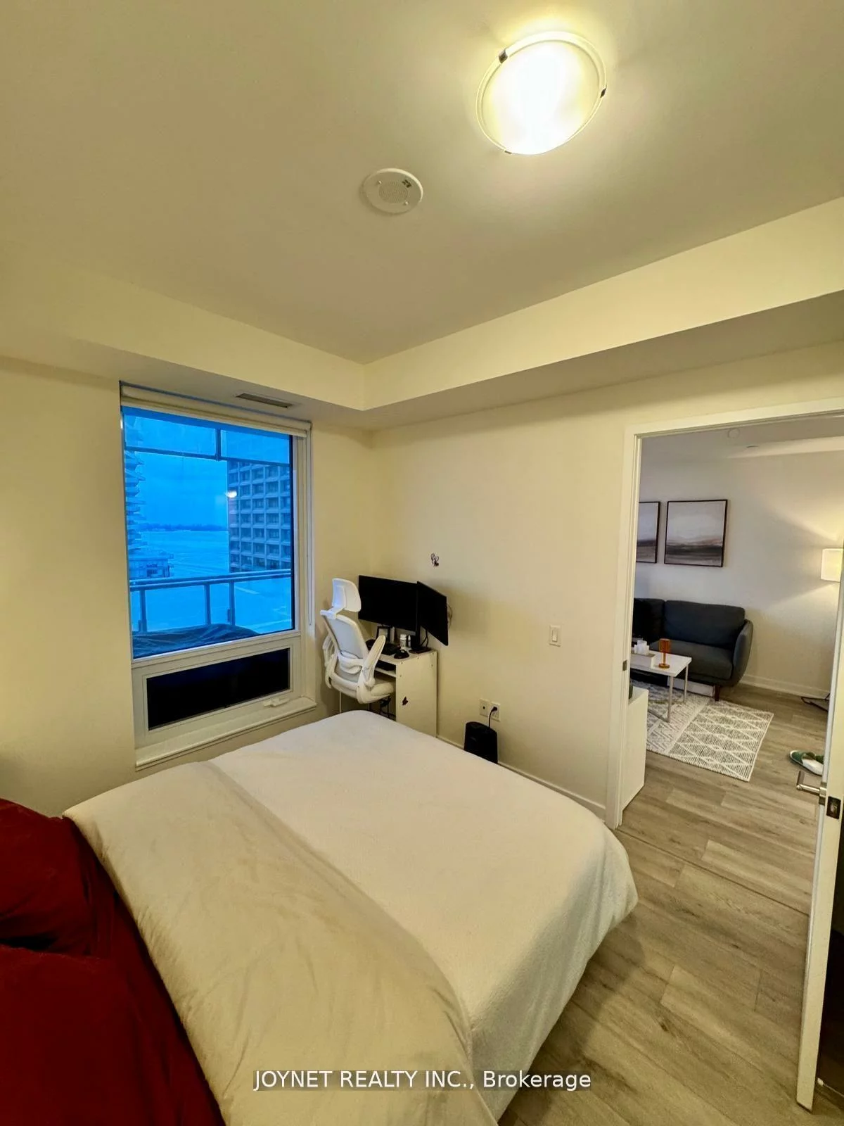 28, Freeland, Waterfront Communities C8, Toronto