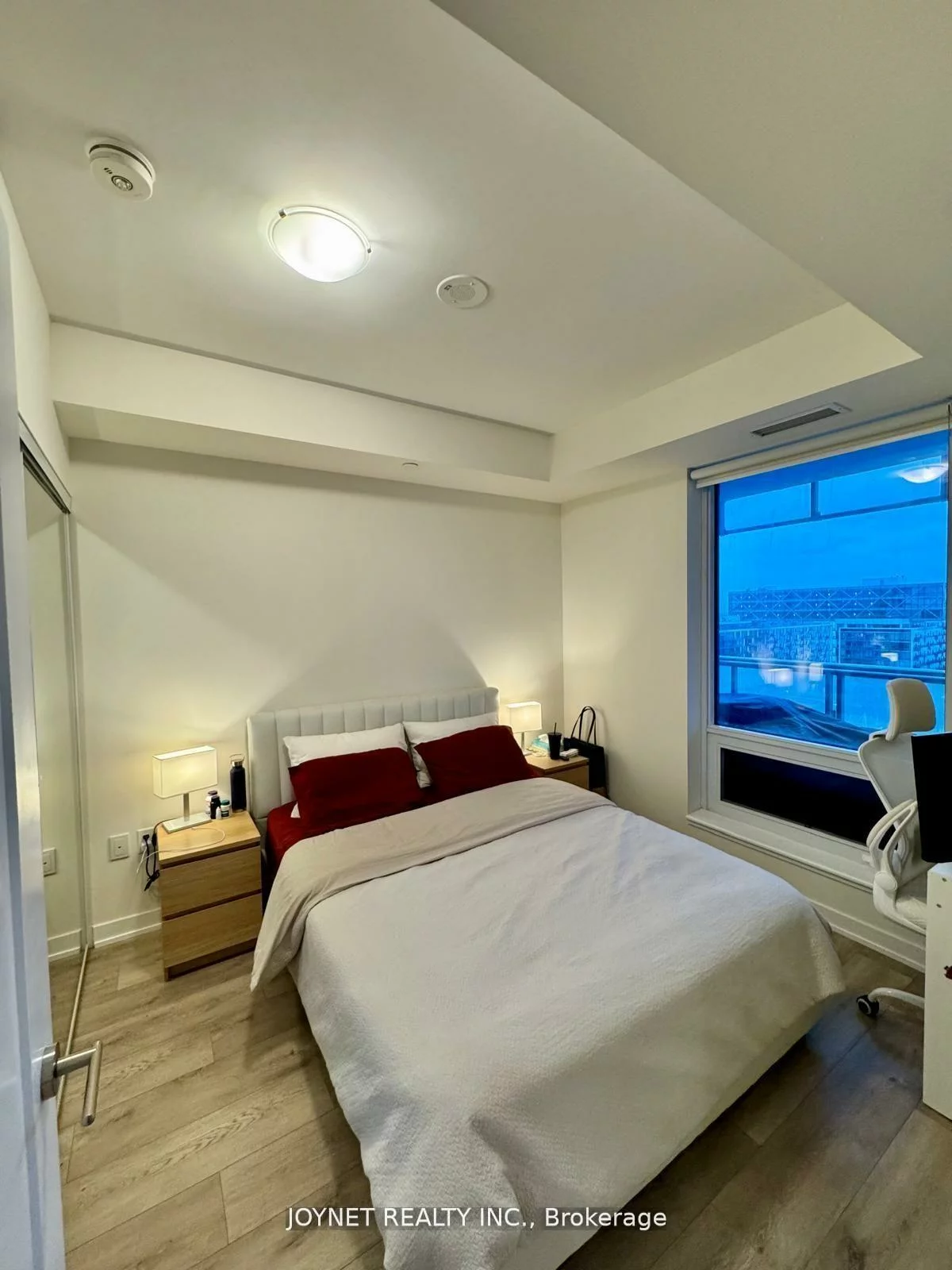 28, Freeland, Waterfront Communities C8, Toronto