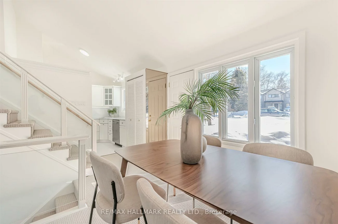 16, Burdock, Banbury-Don Mills, Toronto