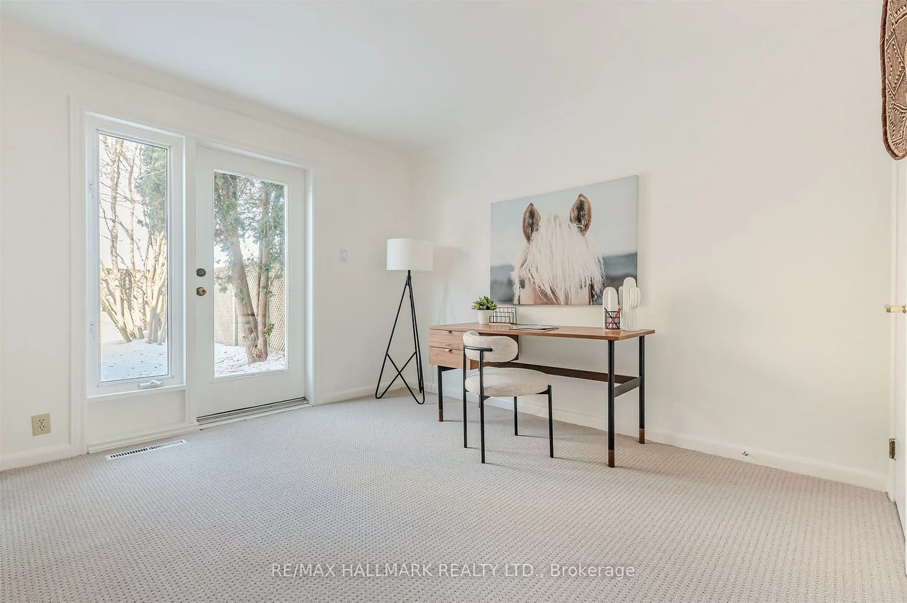 16, Burdock, Banbury-Don Mills, Toronto