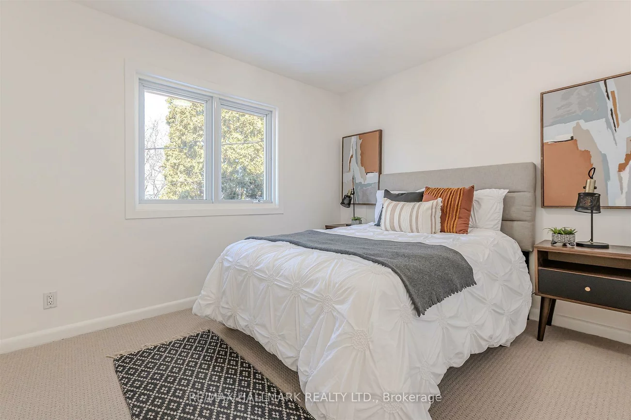 16, Burdock, Banbury-Don Mills, Toronto