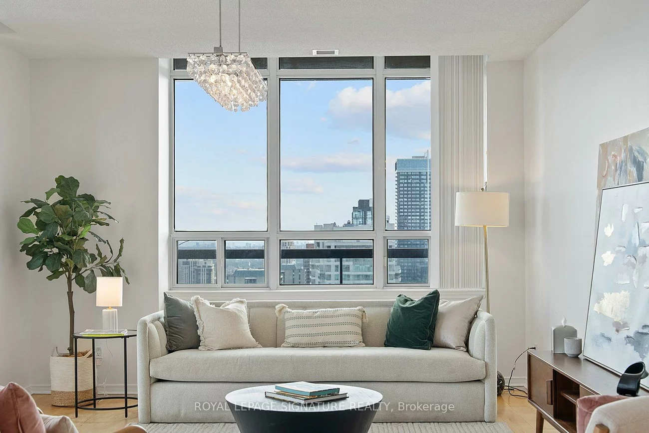 8, Hillcrest, Willowdale East, Toronto