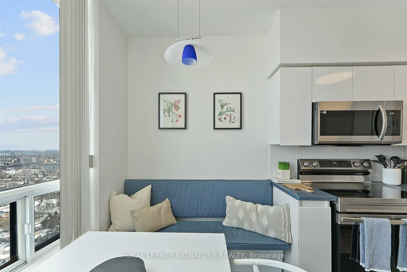 8, Hillcrest, Willowdale East, Toronto