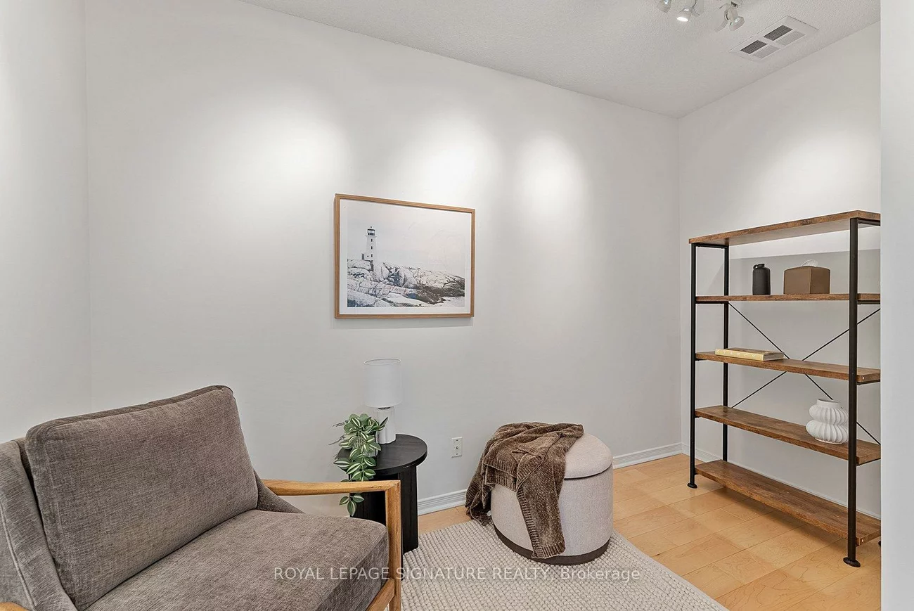 8, Hillcrest, Willowdale East, Toronto