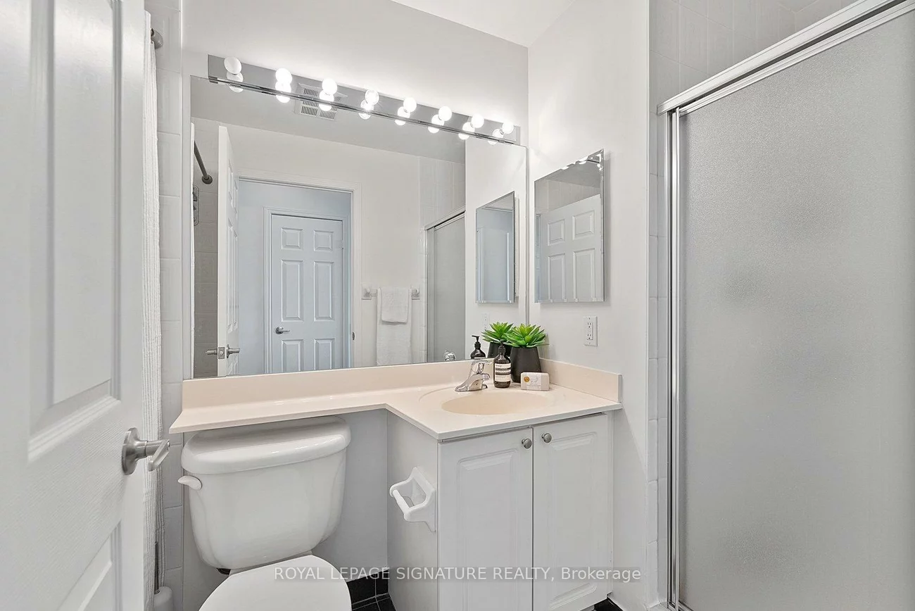 8, Hillcrest, Willowdale East, Toronto