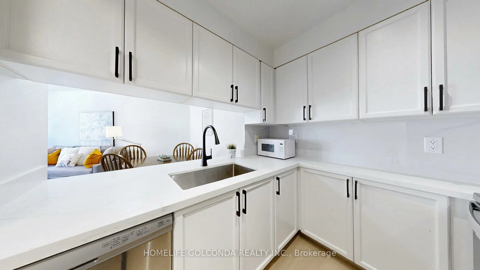 889, Bay, Bay Street Corridor, Toronto