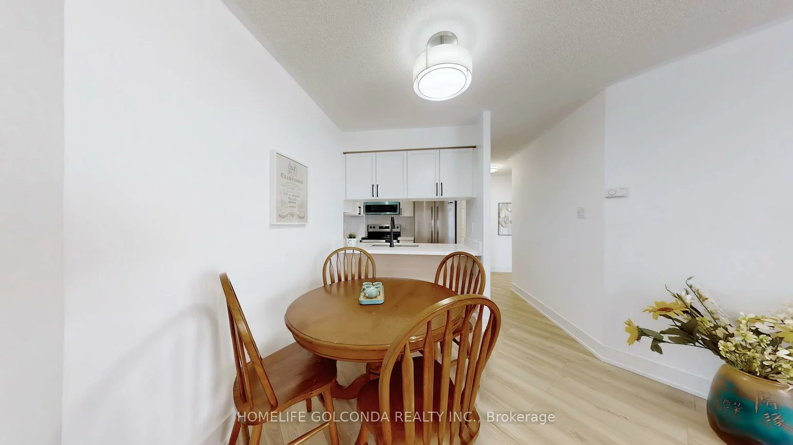 889, Bay, Bay Street Corridor, Toronto