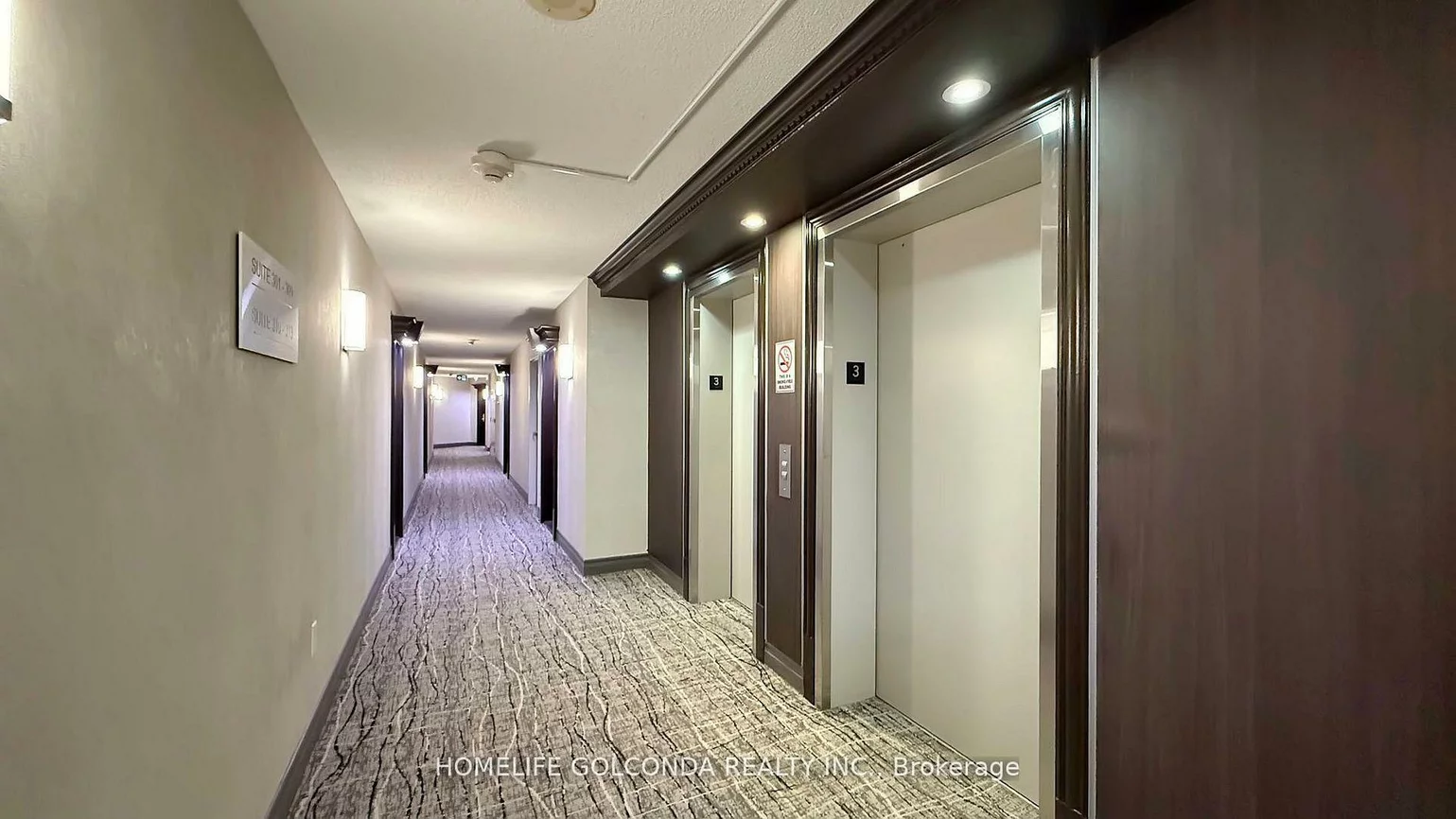 889, Bay, Bay Street Corridor, Toronto