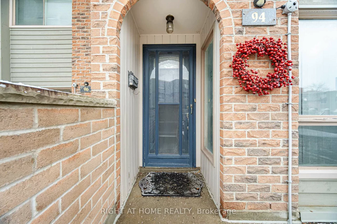 94, Dutch Myrtle, Banbury-Don Mills, Toronto