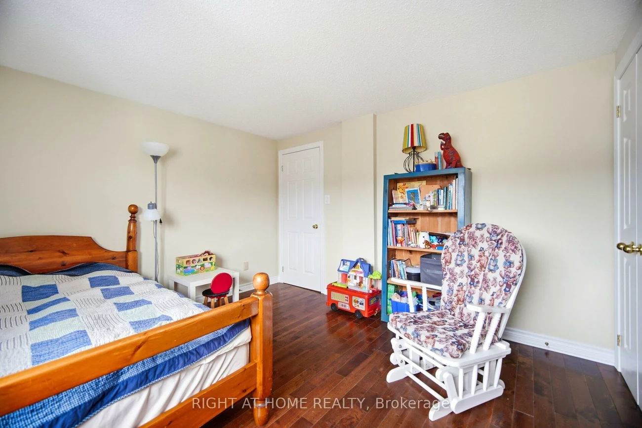 94, Dutch Myrtle, Banbury-Don Mills, Toronto