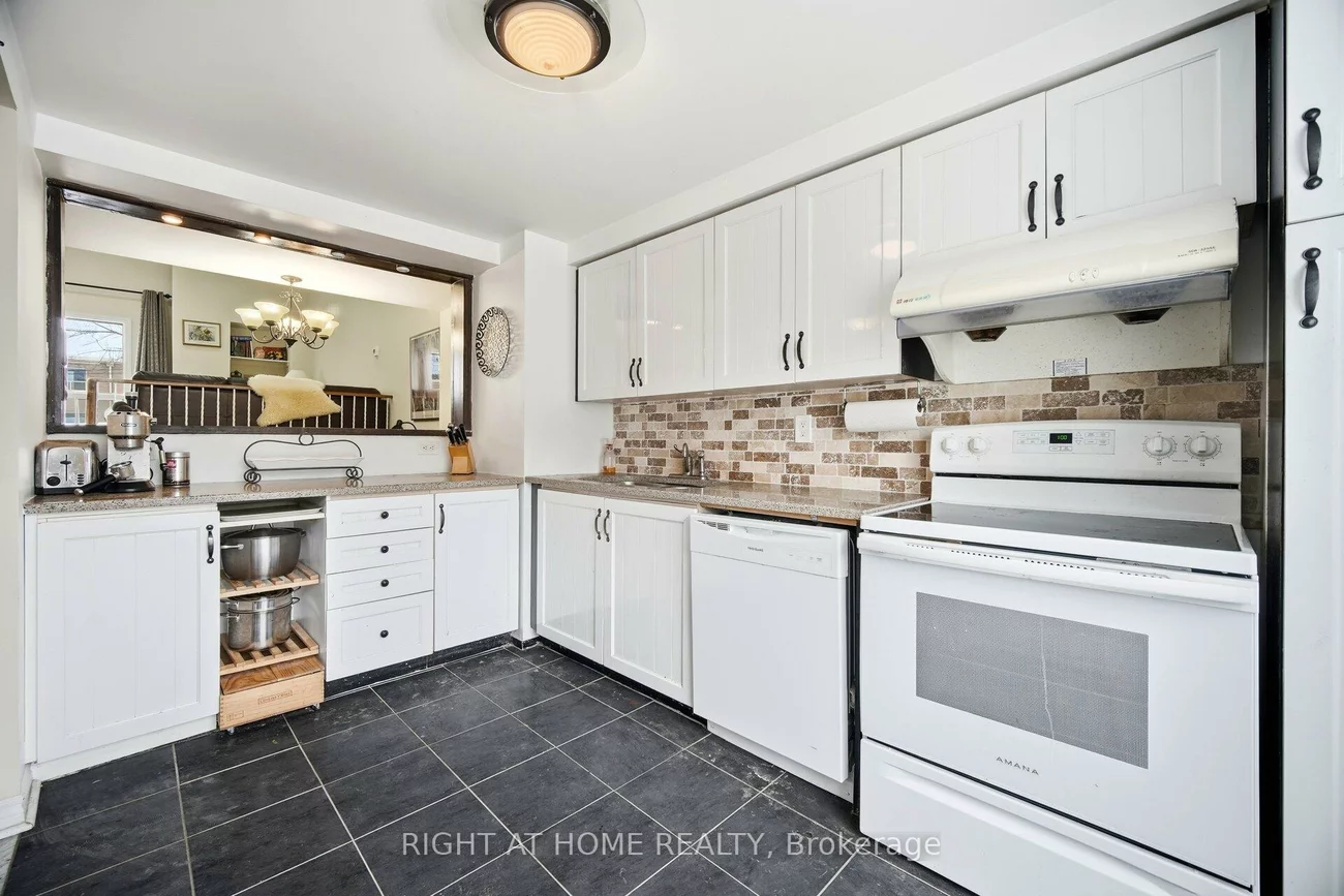 94, Dutch Myrtle, Banbury-Don Mills, Toronto
