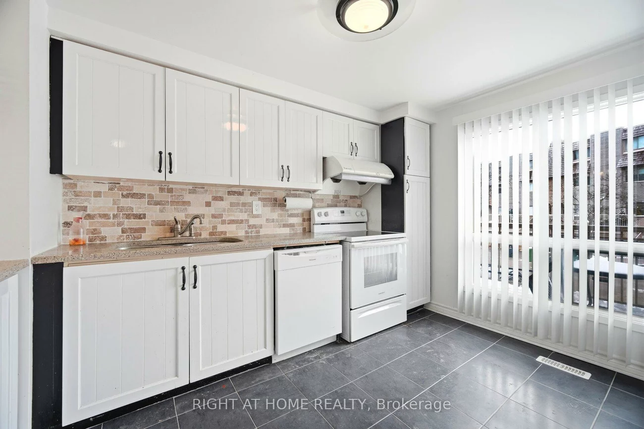 94, Dutch Myrtle, Banbury-Don Mills, Toronto