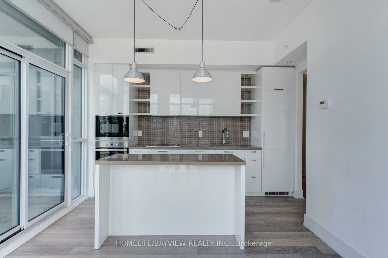 32, Davenport, Annex, Toronto