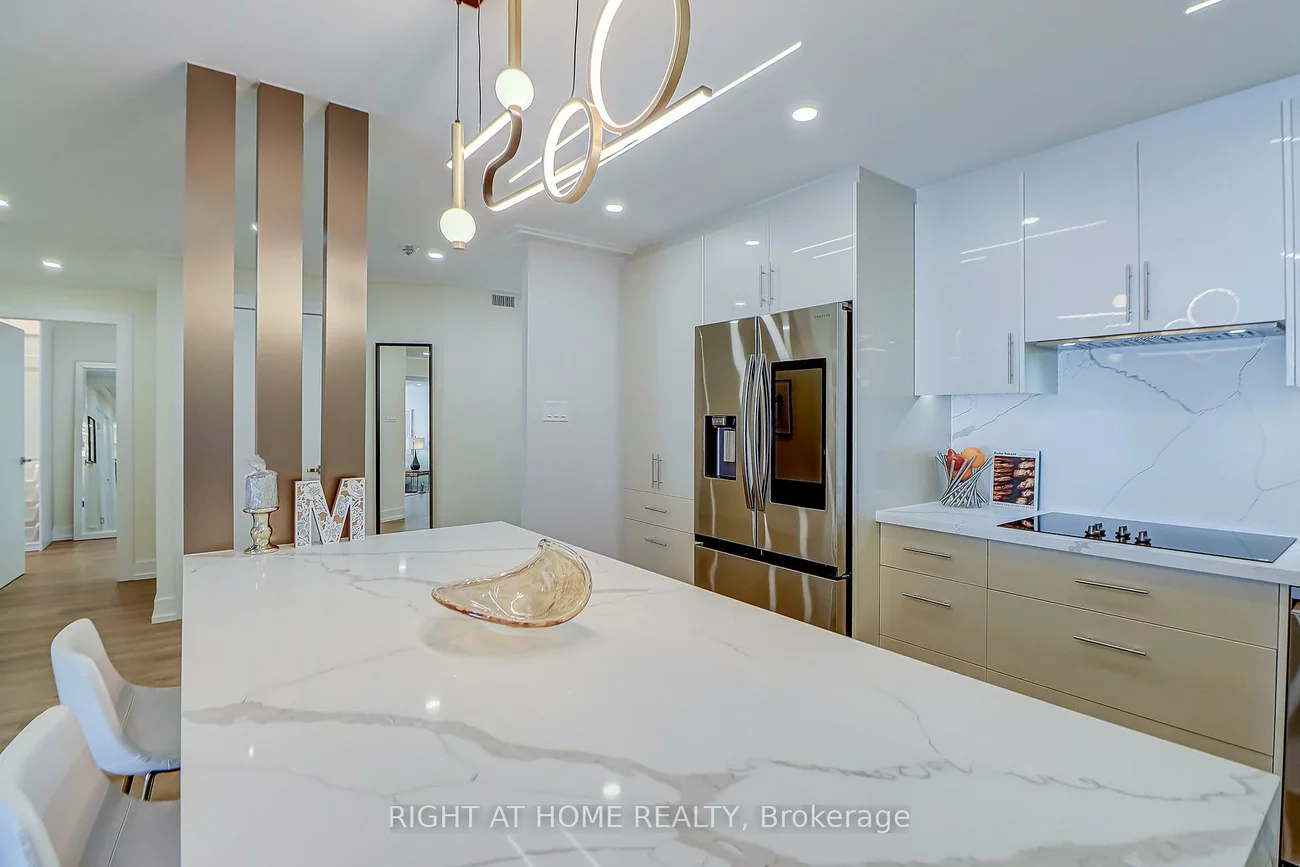 130, Carlton, Cabbagetown-South St. James Town, Toronto