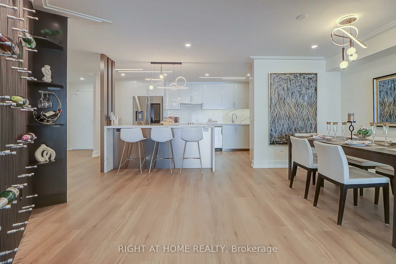 130, Carlton, Cabbagetown-South St. James Town, Toronto