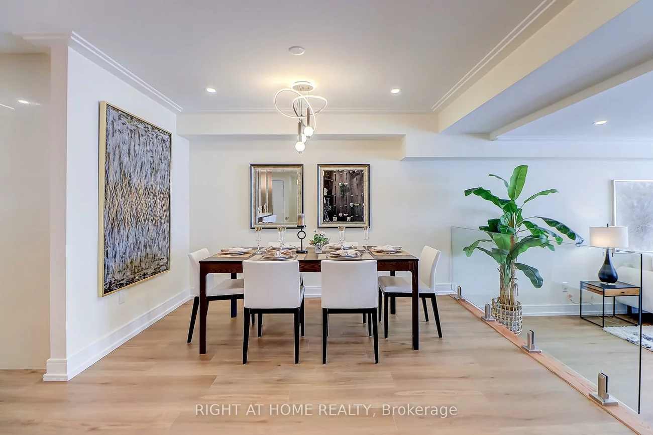 130, Carlton, Cabbagetown-South St. James Town, Toronto