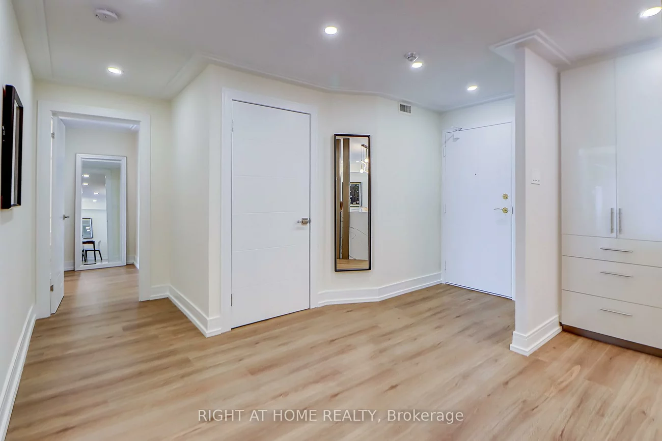 130, Carlton, Cabbagetown-South St. James Town, Toronto