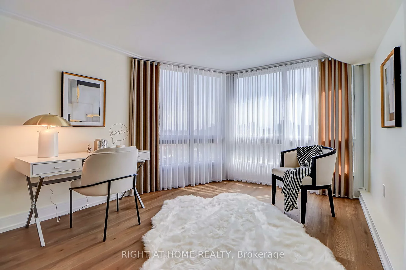 130, Carlton, Cabbagetown-South St. James Town, Toronto