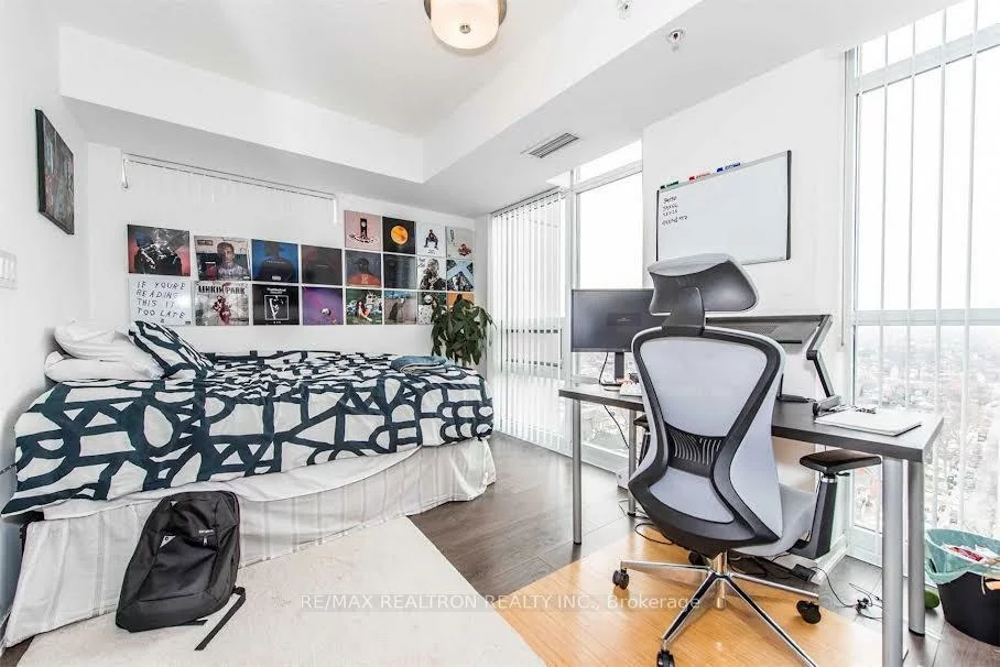 68, Abell, Little Portugal, Toronto