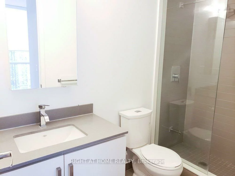 5180, Yonge, Willowdale West, Toronto