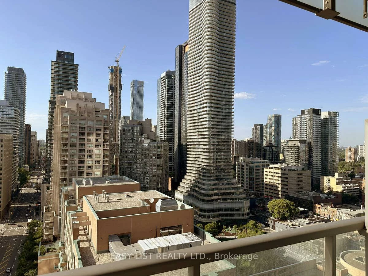 37, Grosvenor, Bay Street Corridor, Toronto