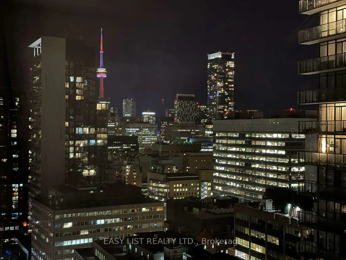 37, Grosvenor, Bay Street Corridor, Toronto