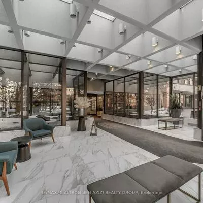 33, Elmhurst, Lansing-Westgate, Toronto