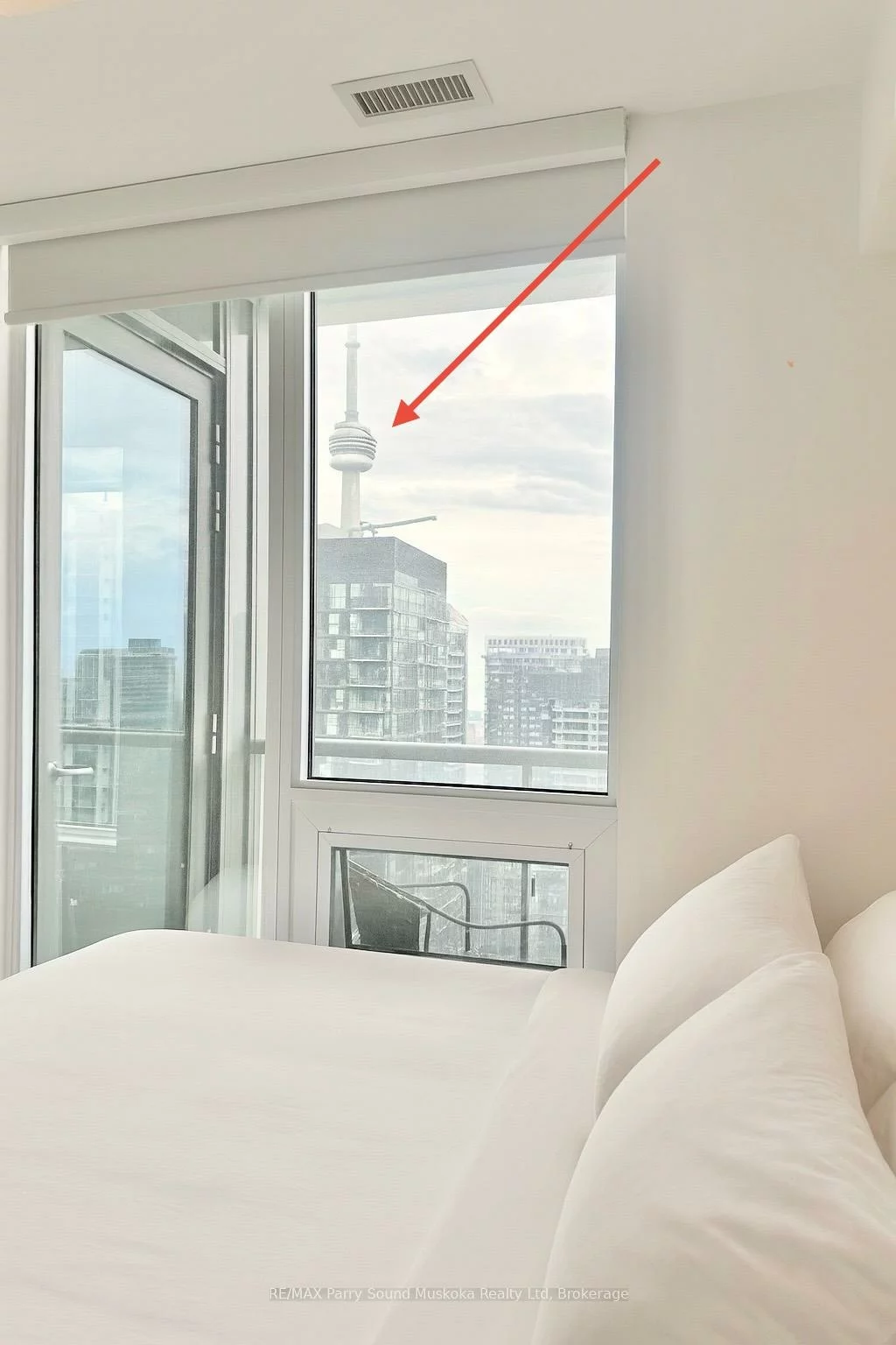 108, Peter, Waterfront Communities C1, Toronto