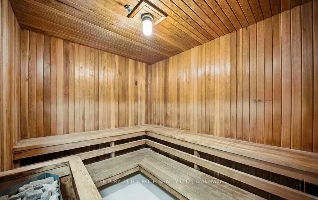 268, Ridley, Bedford Park-Nortown, Toronto