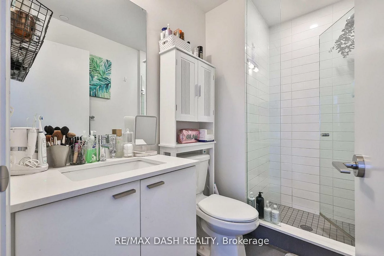 576, Front, Waterfront Communities C1, Toronto