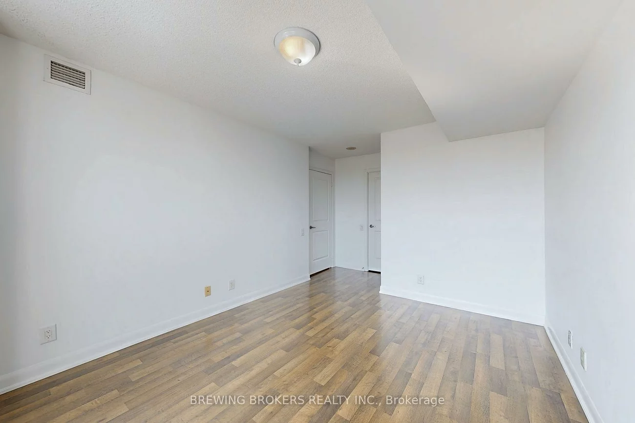 17, Anndale, Willowdale East, Toronto