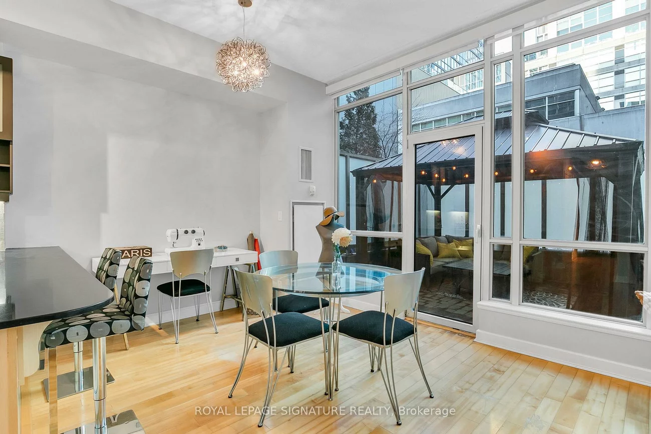 350, Wellington, Waterfront Communities C1, Toronto