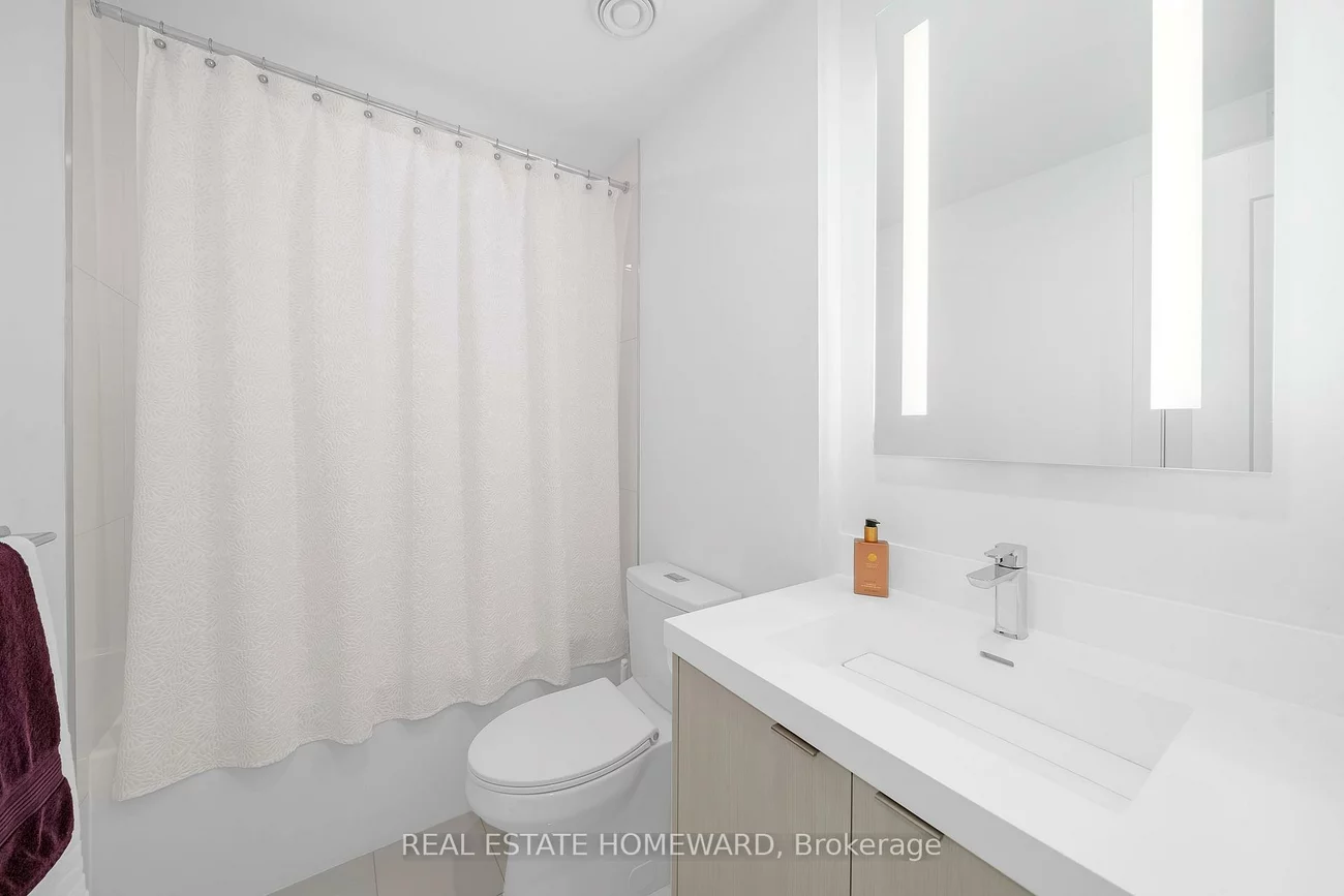 20, Inn On The Park, Banbury-Don Mills, Toronto