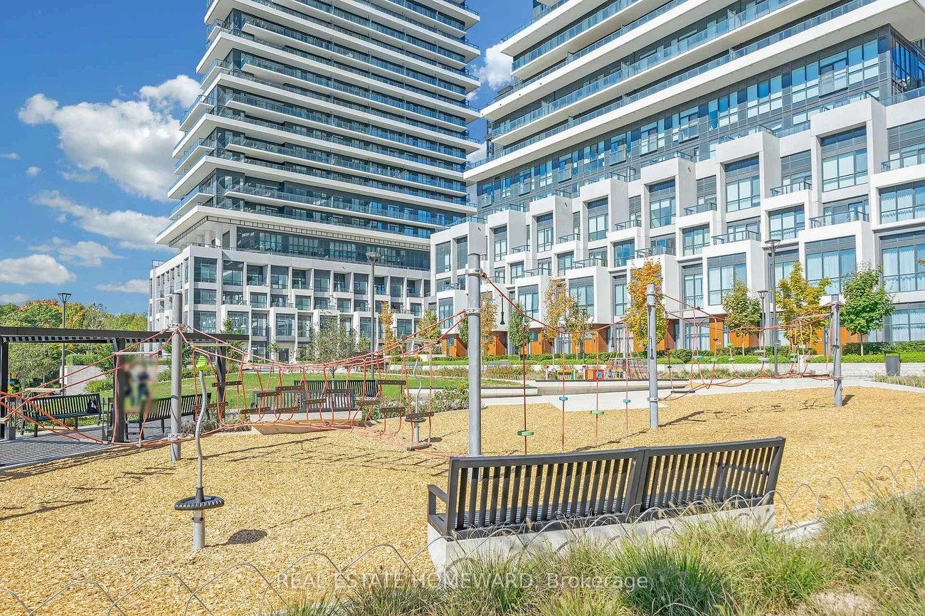 20, Inn On The Park, Banbury-Don Mills, Toronto