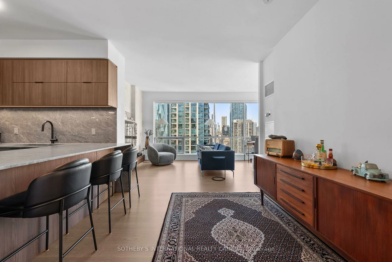 10, Yonge, Waterfront Communities C1, Toronto