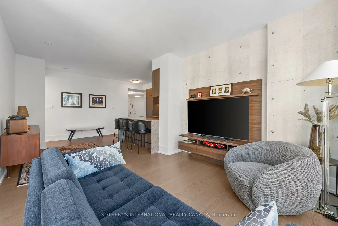 10, Yonge, Waterfront Communities C1, Toronto