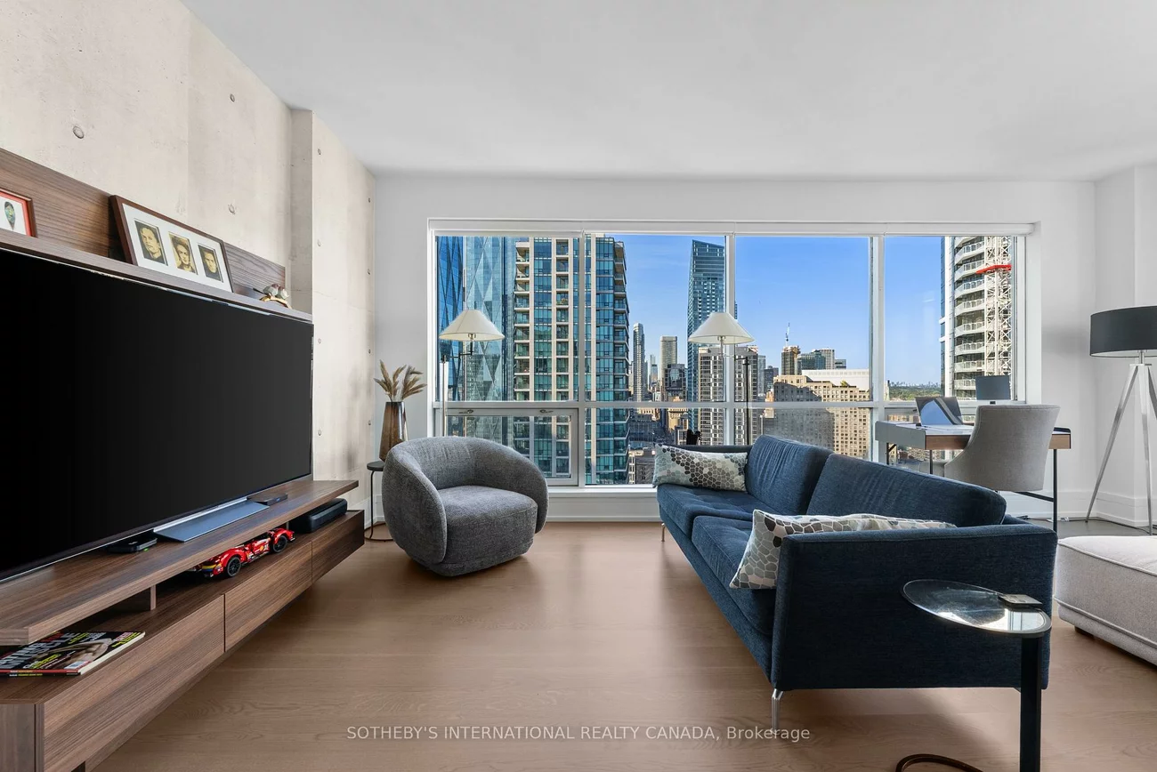 10, Yonge, Waterfront Communities C1, Toronto