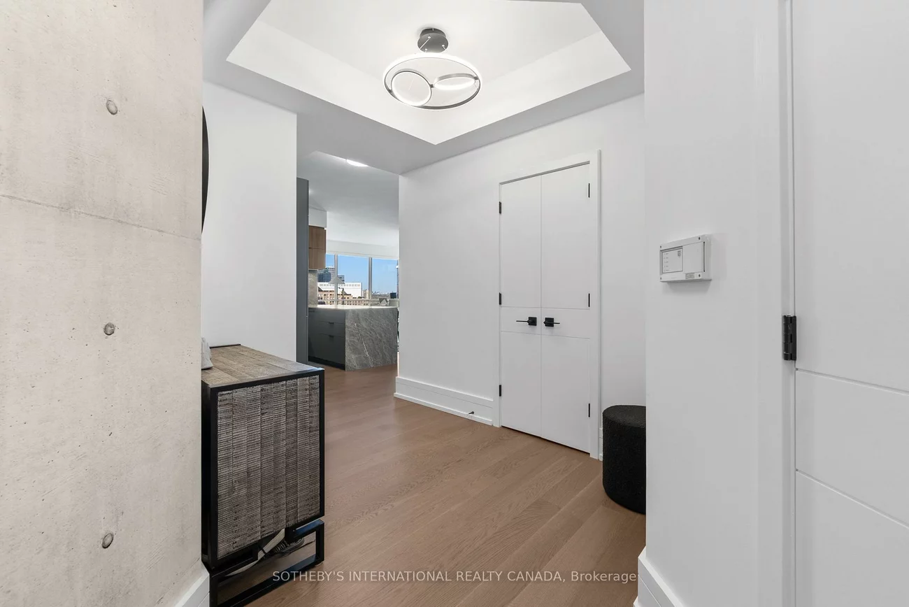10, Yonge, Waterfront Communities C1, Toronto