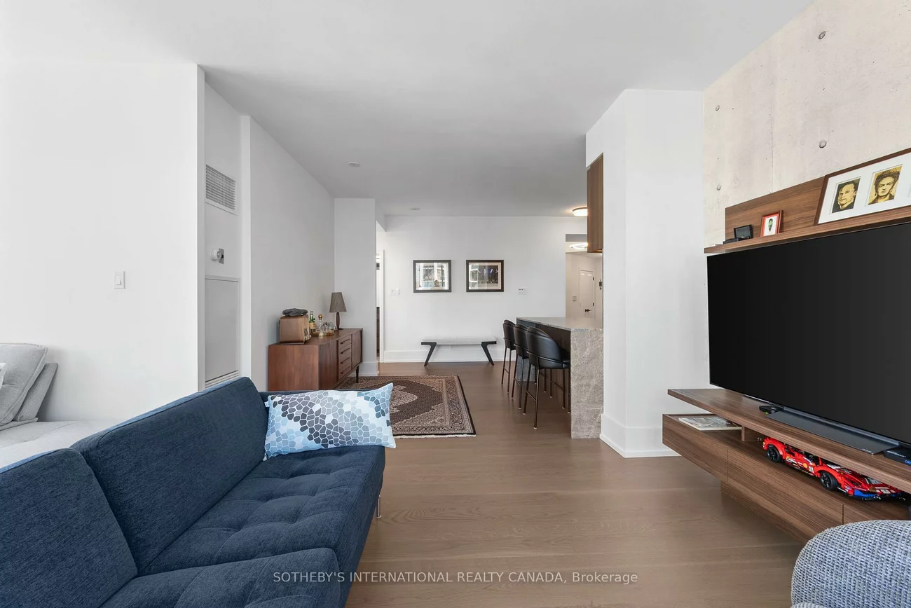 10, Yonge, Waterfront Communities C1, Toronto