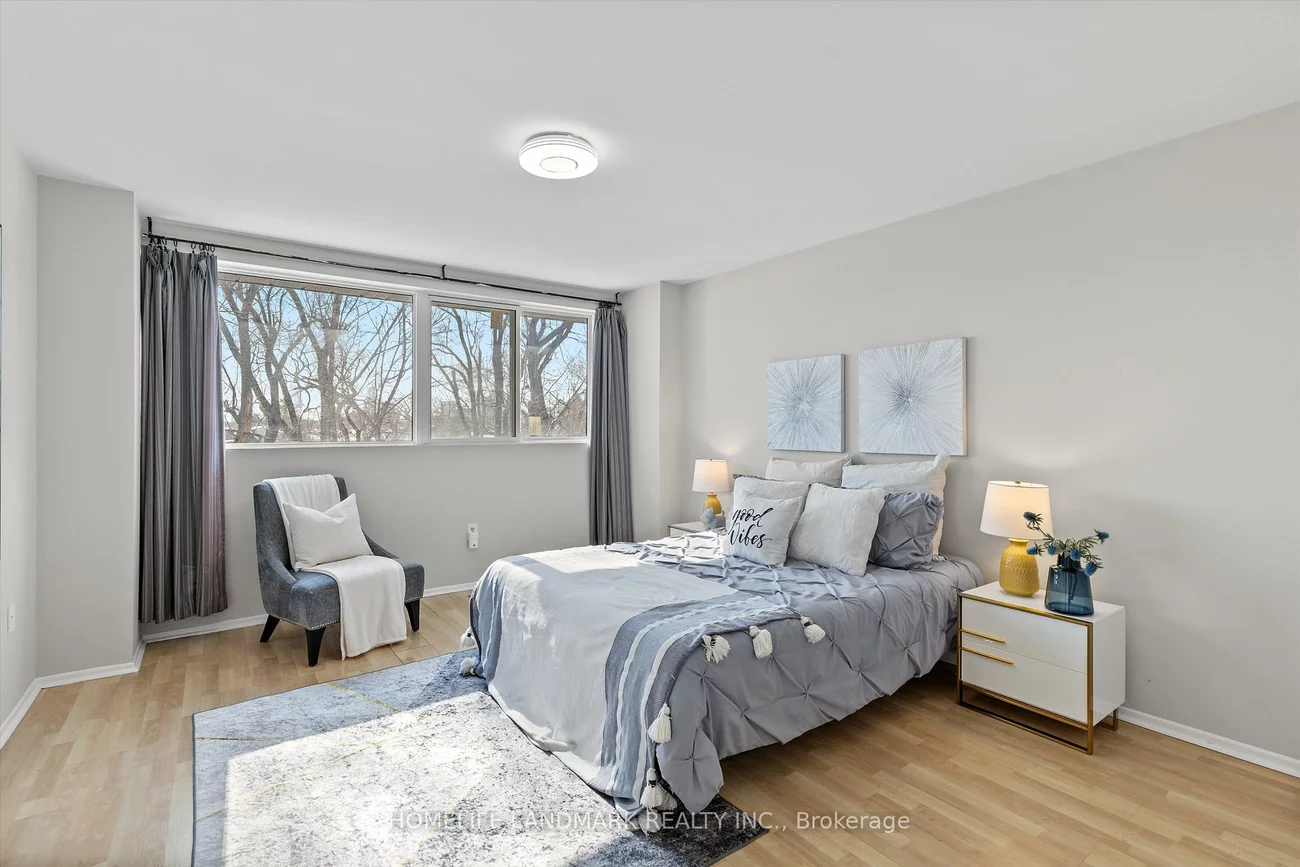 165, Cherokee, Pleasant View, Toronto