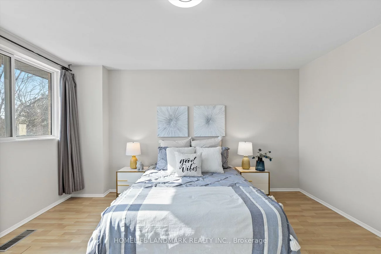 165, Cherokee, Pleasant View, Toronto