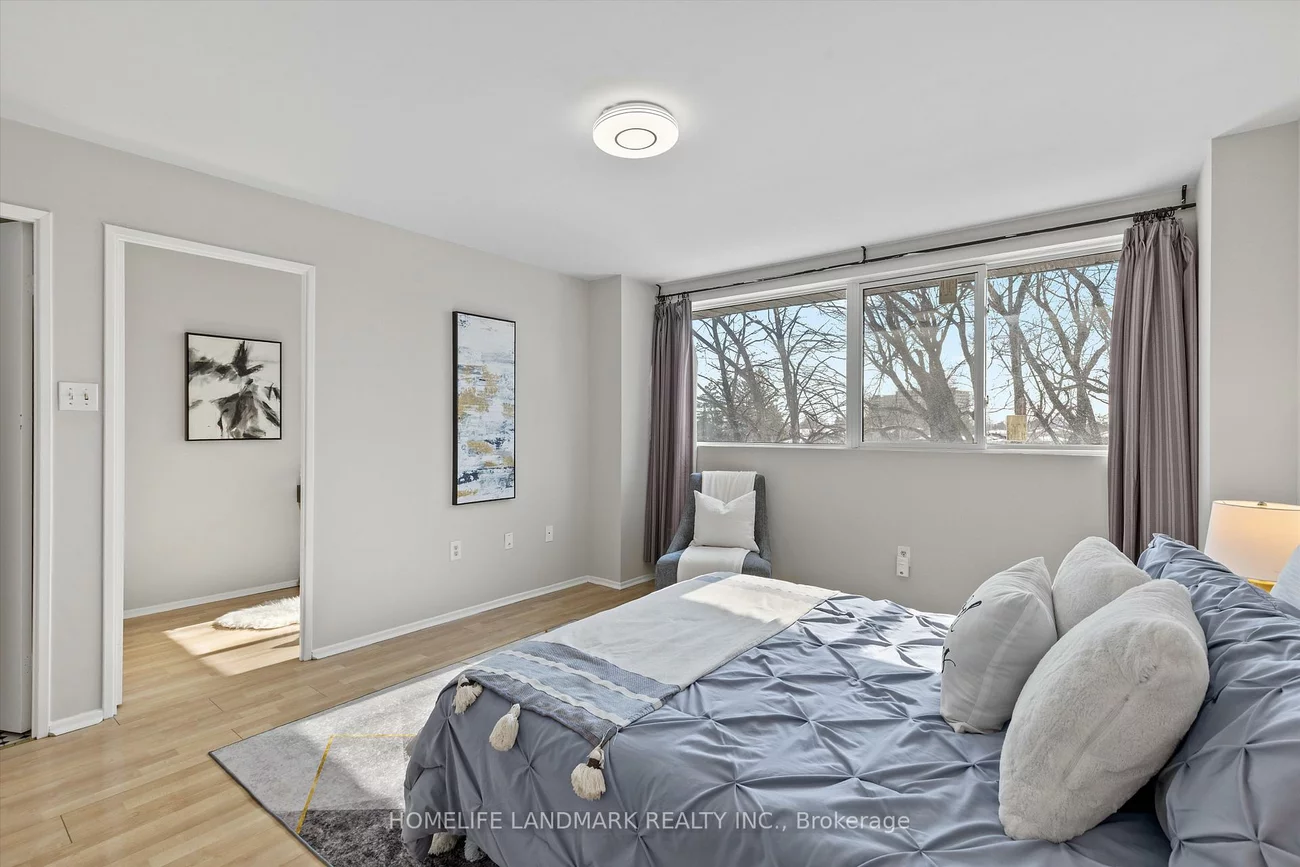 165, Cherokee, Pleasant View, Toronto