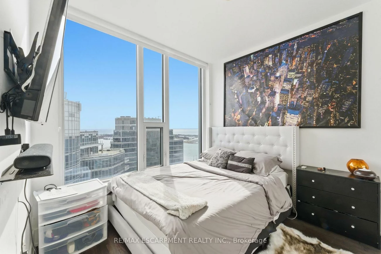 10, York, Waterfront Communities C1, Toronto