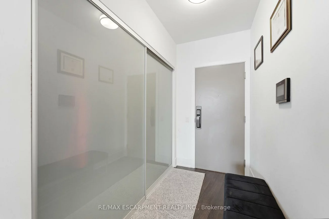 10, York, Waterfront Communities C1, Toronto