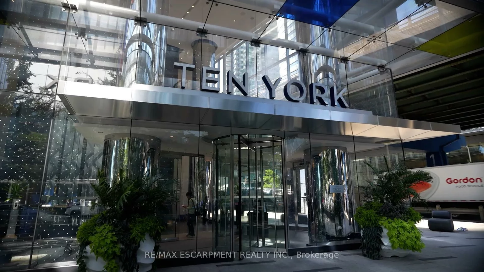 10, YORK, Waterfront Communities C1, Toronto