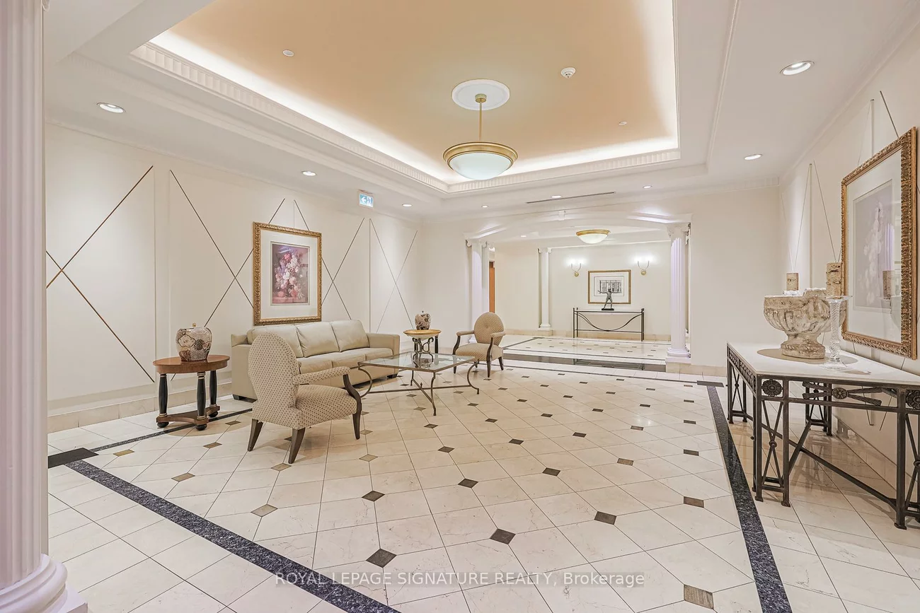 980, Yonge, Annex, Toronto