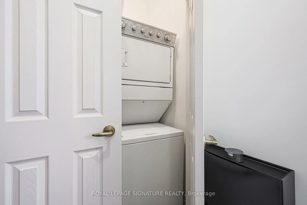 980, Yonge, Annex, Toronto