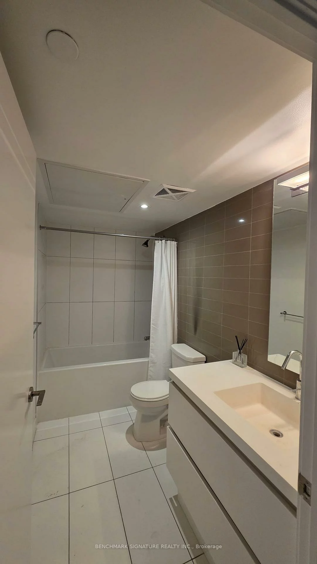 75, Queens Wharf, Waterfront Communities C1, Toronto